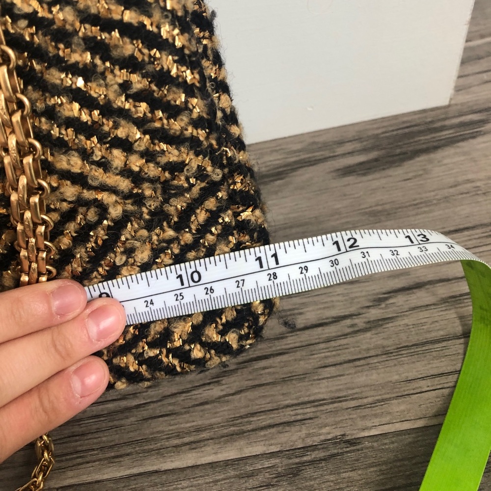 💵 👇Authentic Chanel Purse - Picture 2 of 5